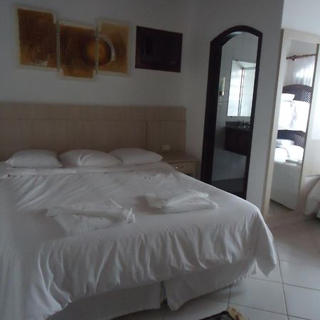 Hotel Pousada Da Neia Cananéia Eksteriør bilde